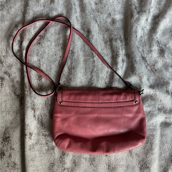 Pink Coach Crossbody 🩷 - Picture 5 of 6